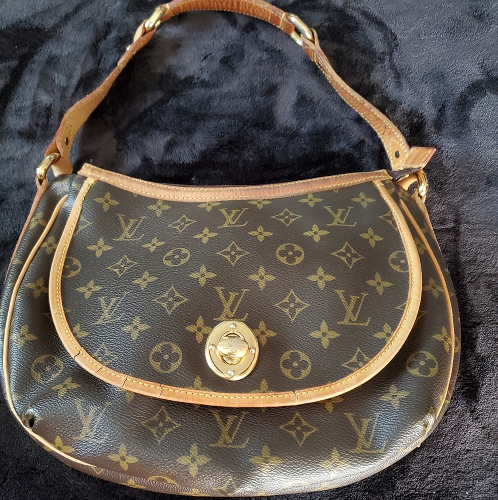 Rare Authentic Louis Vuitton Tulum Pm